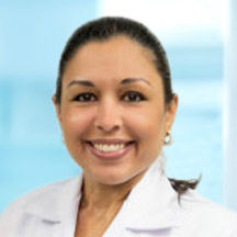 Dr. Monica Lorena Tribaldos Justine — Médico