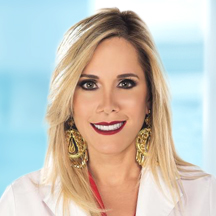 Dr. Glynnies Del Carmen Reyes Valdés — Médico