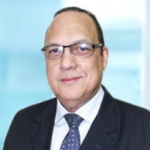 Dr. Mario Quiel — Médico