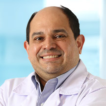 Dr. Rafael Erasmo Araúz Canto — Médico
