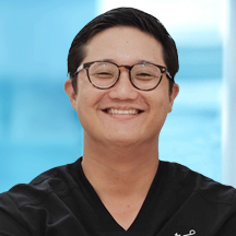 Dr. Deny Lu Park Yoo — Médico