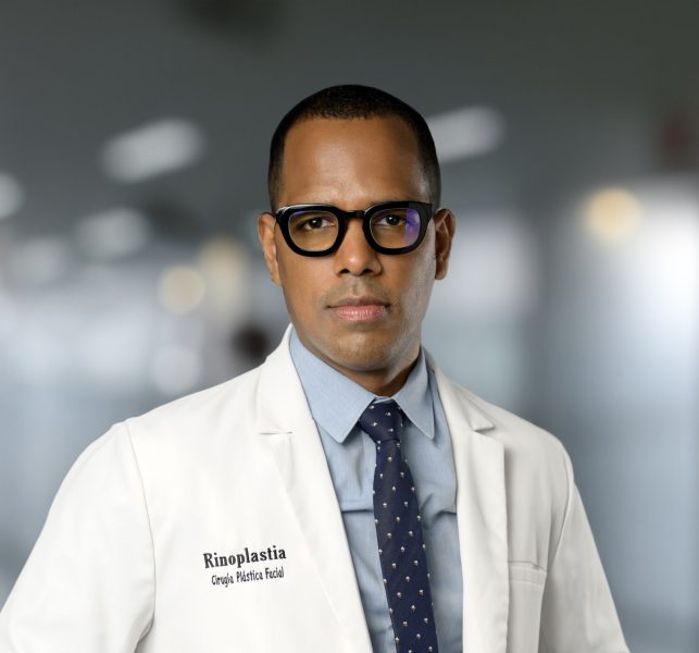 Dr. Mario Grenald — Médico