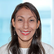 Dr. Ana Raquel De La Rosa — Médico