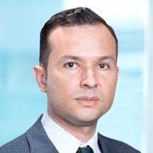 Dr. Robbin Urieta — Médico