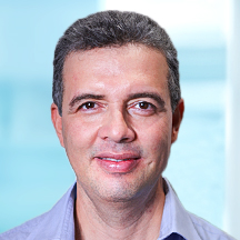 Dr. Enzo Cano — Médico