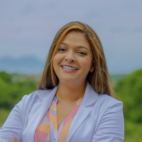 Dr. Edisa Sánchez Donado — Médico
