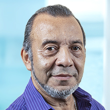 Dr. Calixto Espinosa — Médico