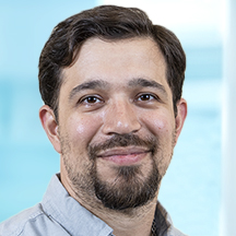 Dr. Victor Hugo Bruno Cao — Médico