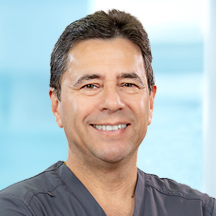 Dr. Carlos Wilfredo Navarro Mierisch — Médico