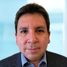 Dr. Inti Pérez — Médico