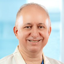 Dr. Diego González Siburu — Médico