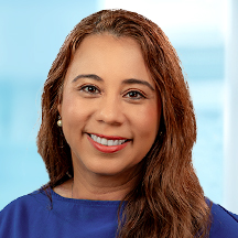 Dr. Paola Román — Médico