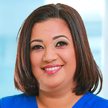 Dr. Angela Juliao — Médico