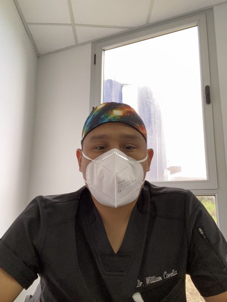 Dr. William Corella — Médico