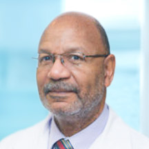 Dr. Rogelio Augusto Mckenzie H. — Médico