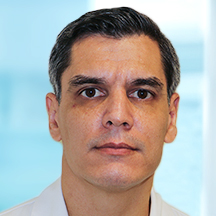 Dr. Leonardo Nelson Santamaría — Médico