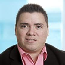 Dr. Joel Bernal — Médico