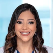 Dr. Edna Álvarez Páez — Médico