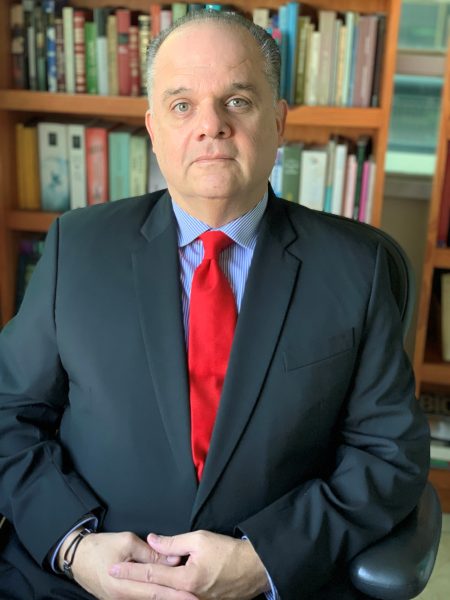 Dr. Fernando Díaz S. — Médico
