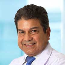 Dr. Augusto Antonio Alvarado Carrasco. — Médico