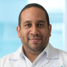 Dr. Alejandro O. Smith G. — Médico