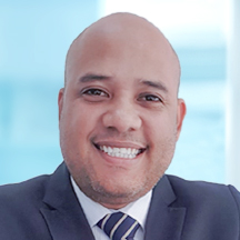 Dr. Alonso Ríos — Médico