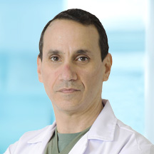Dr. Miguel Antonio Valdés Ovalle — Médico