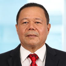 Dr. Victor Rivera Man — Médico