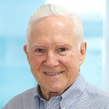 Dr. Augusto Arosemena — Médico
