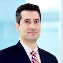 Dr. Lionel Jaén — Médico