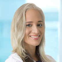 Dr. Karen González Sousa — Médico