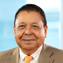 Dr. Ariel Bolivar Racine Gonzalez — Médico