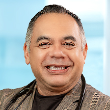 Dr. Edgar Oscar Avilés Bosquez — Médico