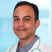 Dr. Juan Ruiz — Médico
