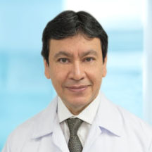 Dr. Emilio Effio Limnio — Médico