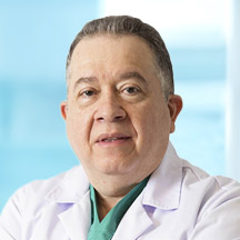 Dr. Gerardo Enrique Victoria Mirones — Médico