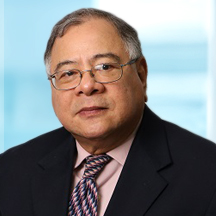 Dr. Daniel Kam Wong — Médico