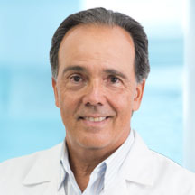 Dr. Ricardo Javier Crespo — Médico