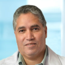 Dr. Luis Carlos Bravo Vasquez — Médico
