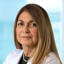 Dr. Débora Arosemena — Médico