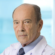 Dr. Manuel De Ycaza — Médico