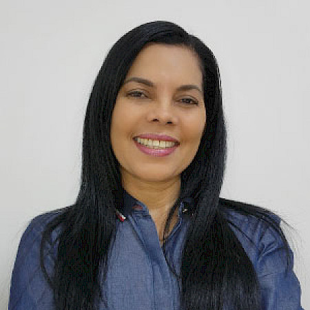 Blanca Coronado Arauz — Corredor De Bienes Raíces