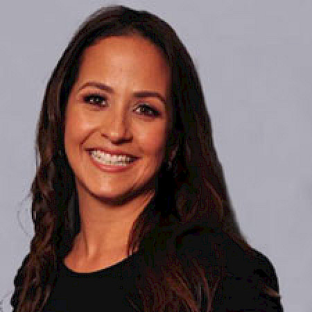 Clotilde Tapia Lam — Corredor De Bienes Raíces