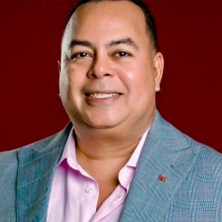 Juan Antonio Silva Alvarado — Corredor De Bienes Raíces