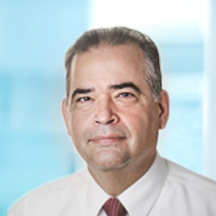 Dr. Gonzalo Sierra Victoria — Médico