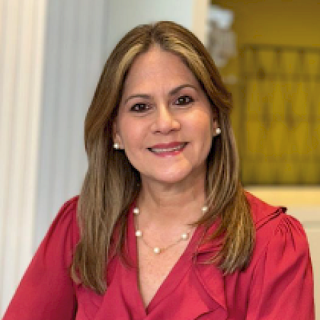 Marilin Baúles — Corredor De Bienes Raíces
