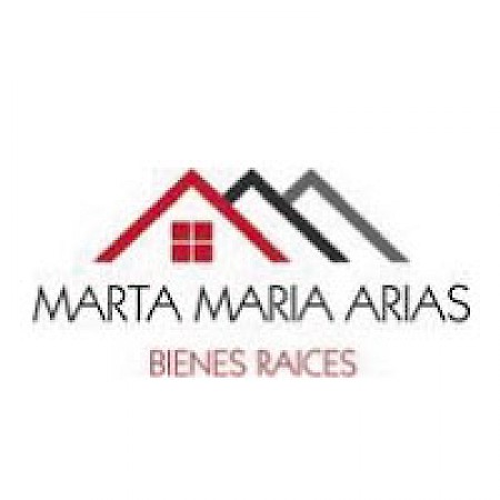 Marta A. Arias Villalaz — Corredor De Bienes Raíces