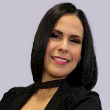 Mónica E. Gasa Gómez — Corredor De Bienes Raíces