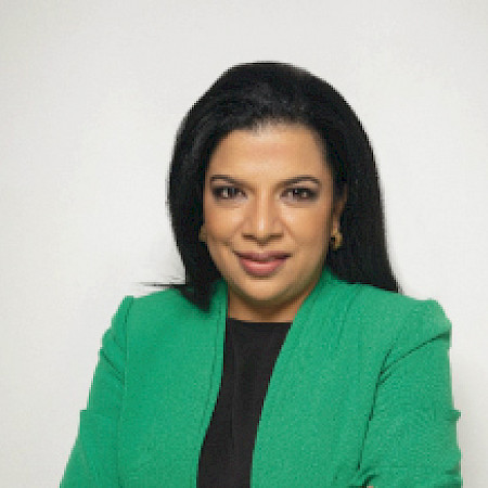 Nalini Navarro Guardia — Corredor De Bienes Raíces