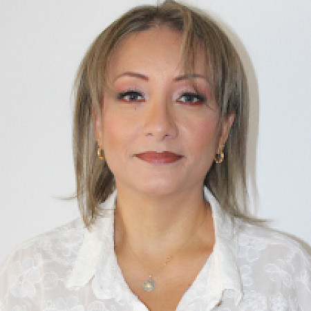 Yariela E. Bonilla Martínez — Corredor De Bienes Raíces